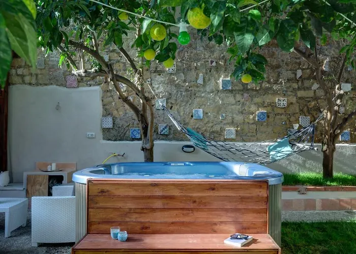 Konukevi Il Giardino Dei Venti Napoli